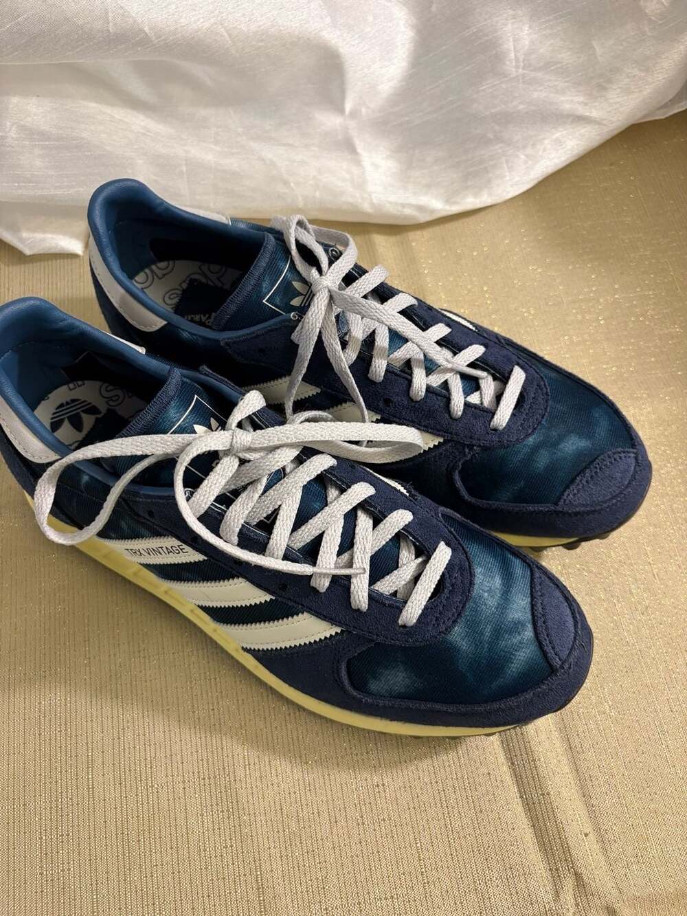 Men’s Adidas TRX Vintage Parley Crew Navy Bleached Sneakers (Model GW2055) - Picture 2 of 8